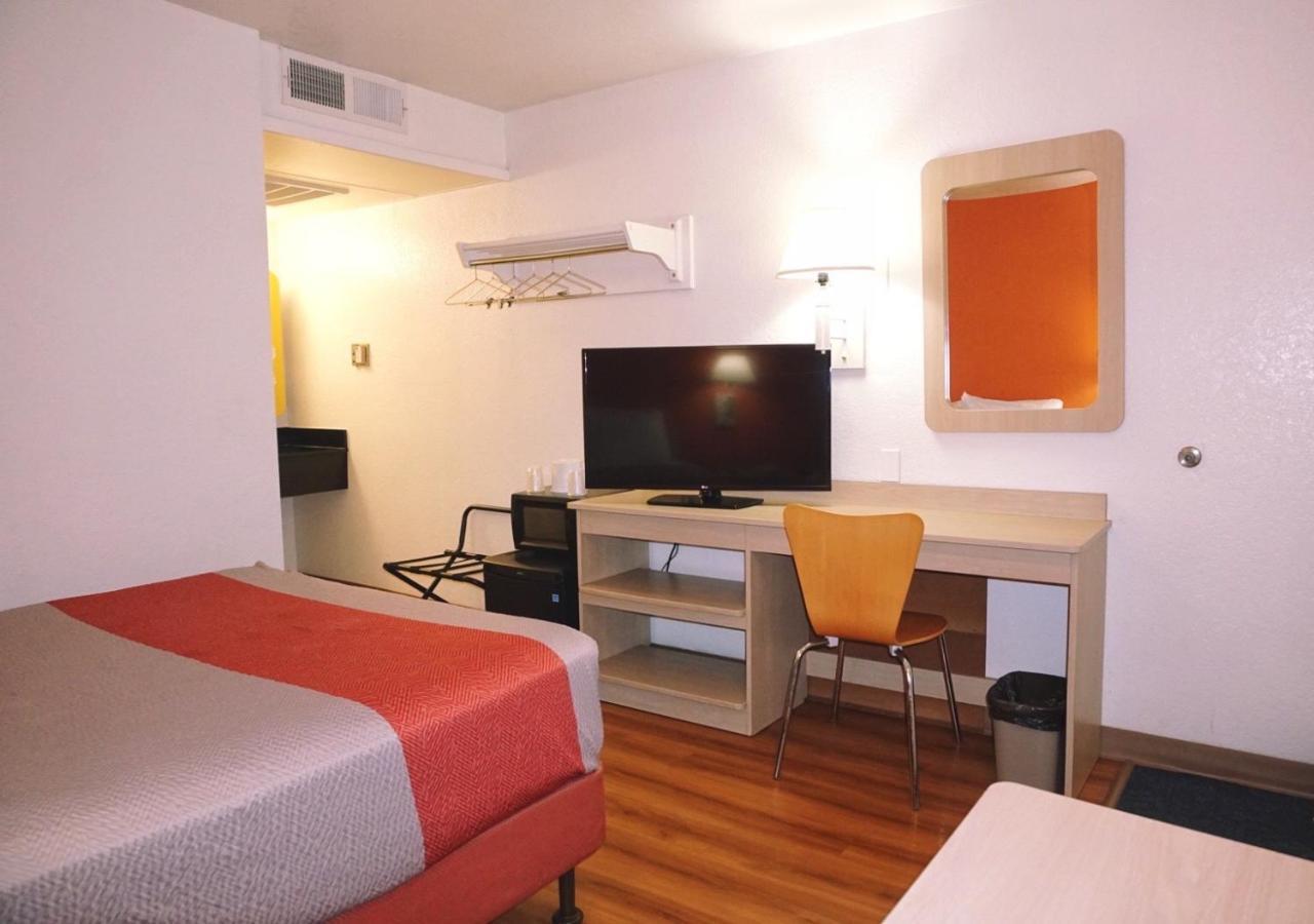 Motel 6-Flagstaff, Az - Butler מראה חיצוני תמונה
